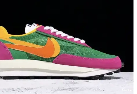Waffle  LD Nike Green BV0073-301 Pine Sacai 0326